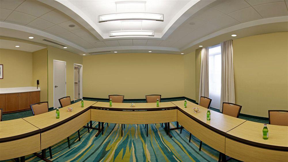 Springhill Suites By Marriott Μαίηκον Εξωτερικό φωτογραφία